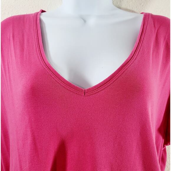 Chico's Pink V Neck Short Capped Sleeves Top 2 Large 12 14 Lightweight Soft - Picture 5 of 6